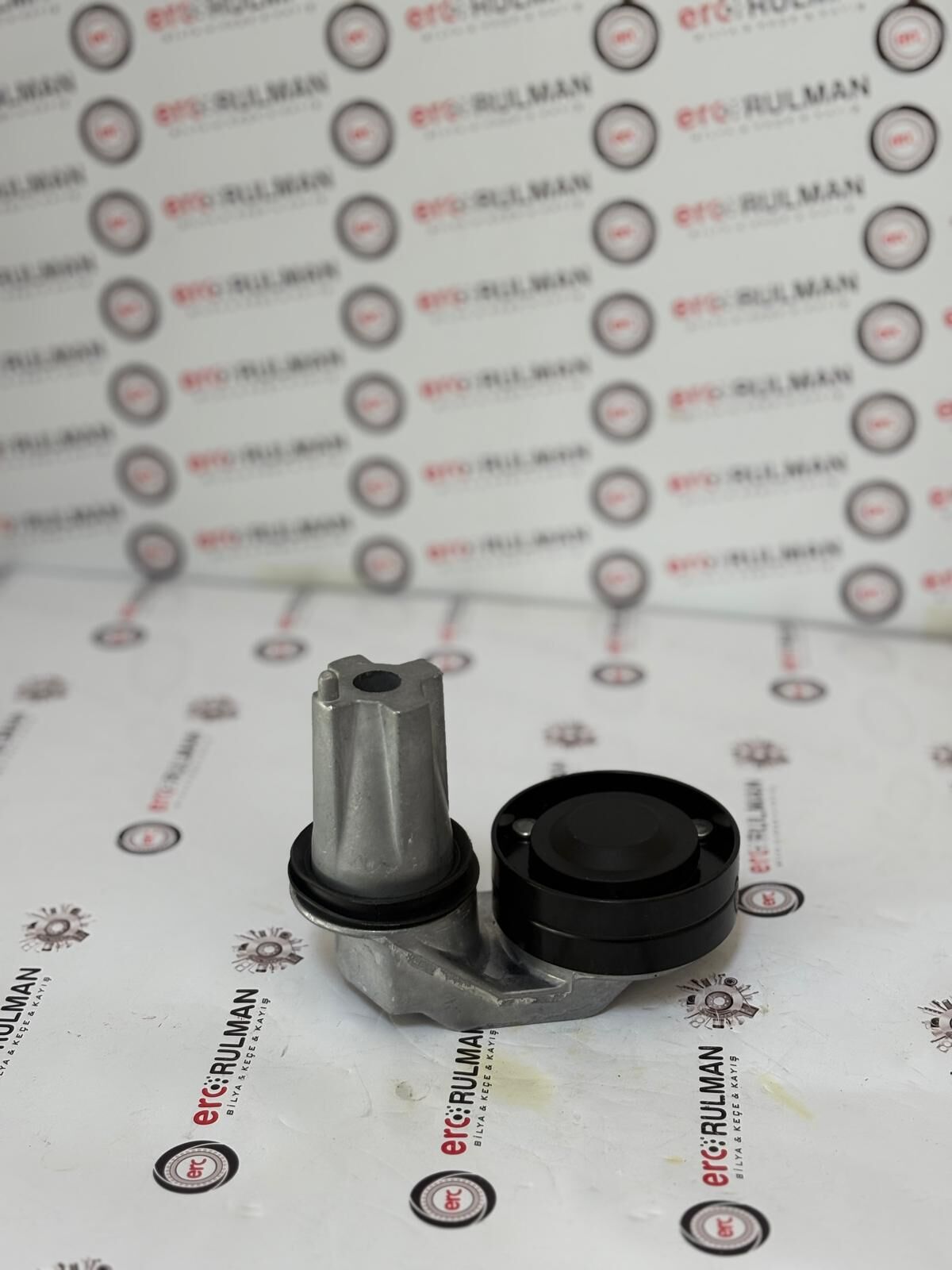 LR013506 LANDROVER DISCOVERY IV GERGİ KÜTÜĞÜ --- RANGE ROVER SPORT V KAYIŞ GERGİ KÜTÜĞÜ 534063510 ---