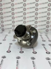 42450-0D111  HYBRİD TOYOTA YARİS ARKA PORYA BİLYASI  ----