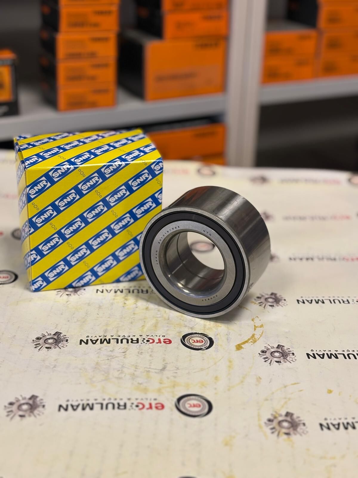 982507625  --- PORSCHE  CAYHAN ÖN TEKER BİLYASI ---- GB-35243