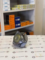 32221262  VOLVO XC40 ARKA TEKER PORYA BİLYASI -----