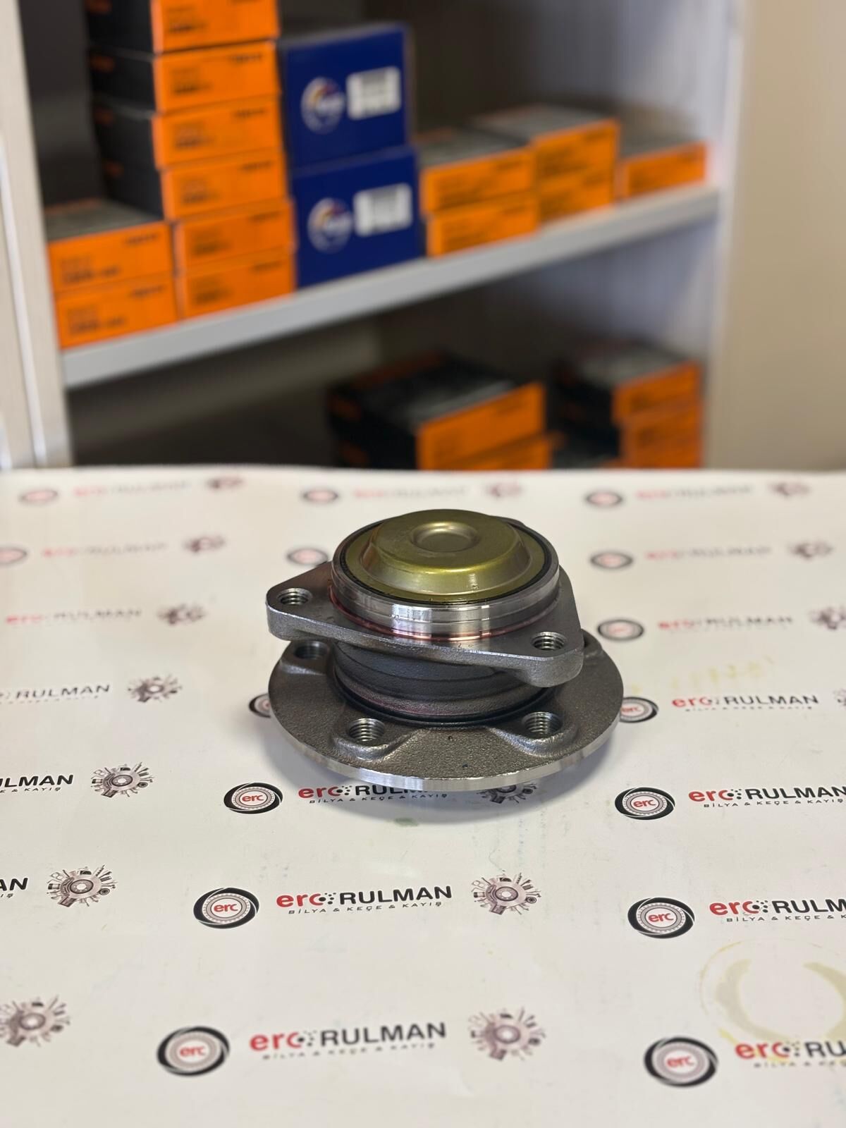 32221262  VOLVO XC40 ARKA TEKER PORYA BİLYASI -----